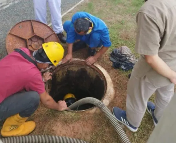 Sedot WC megakuningan Murah mega kuningan